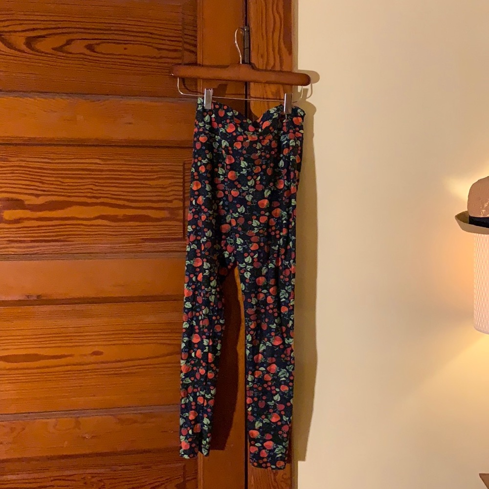 Lularoe leggings - strawberry pattern